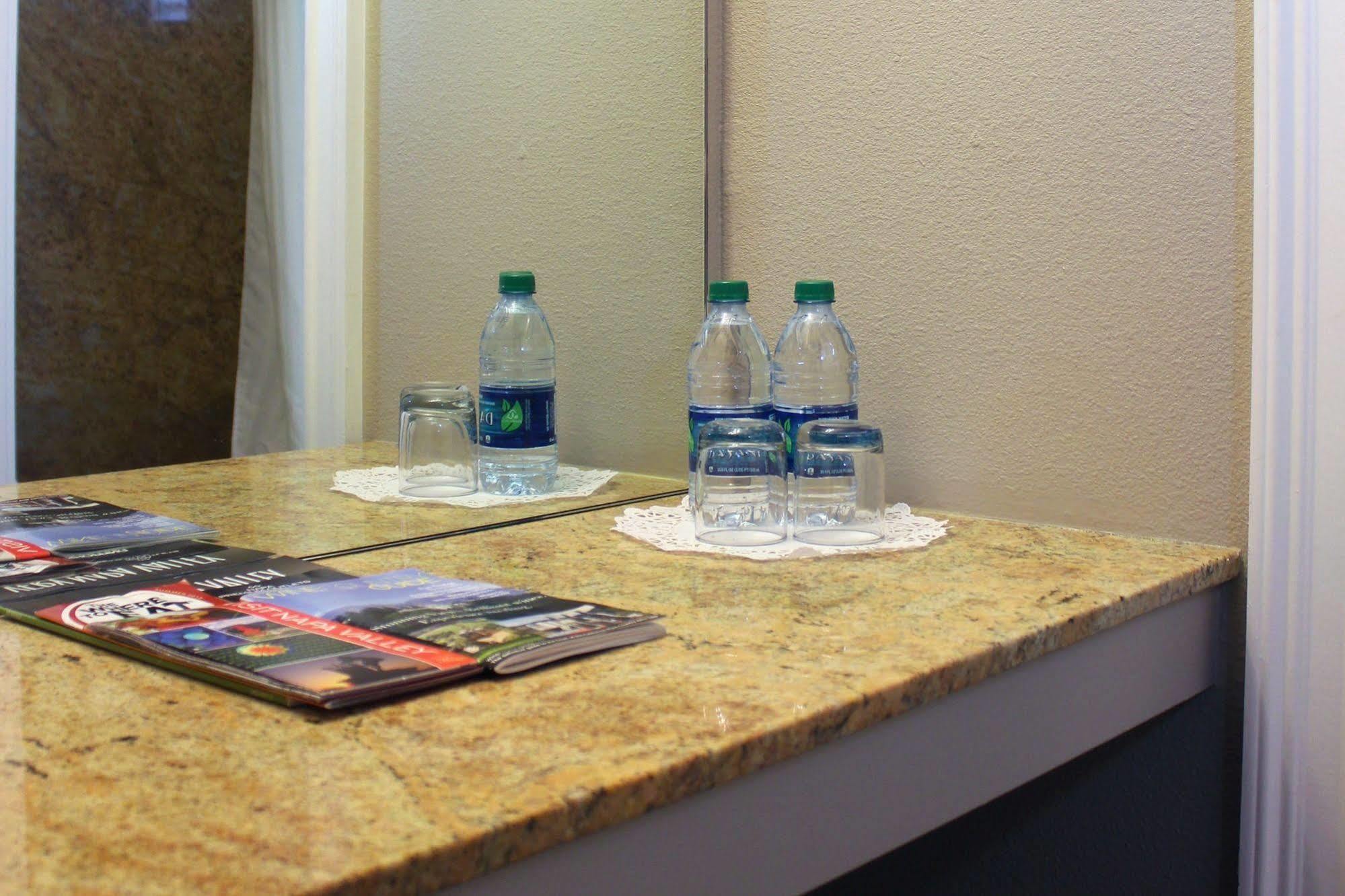Bel Abri Napa Valley Inn ภายนอก รูปภาพ
